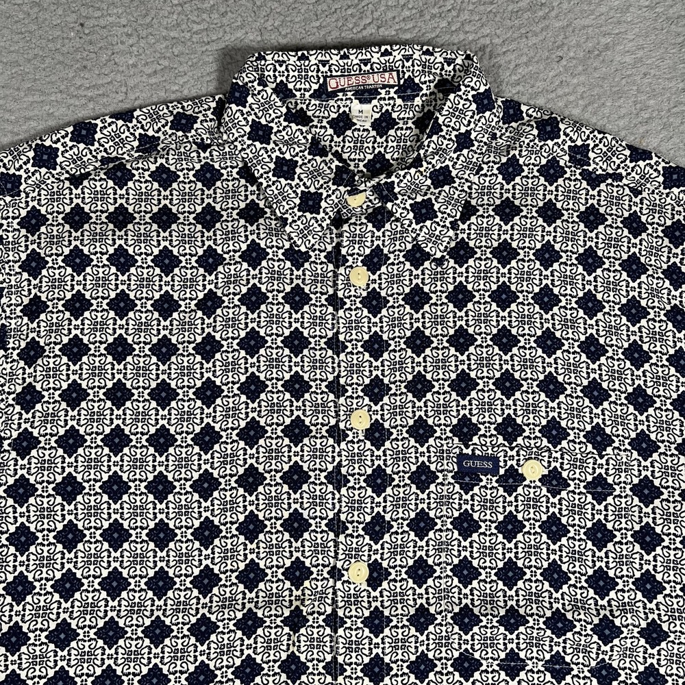 Guess Shirt Mens Medium Blue Geometric‎ Vintage 100% Rayon Pocket Casual Preppy